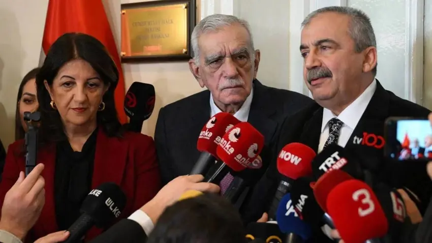 Heyeta Îmraliyê ya DEMê îro bi Ocalan re dicive