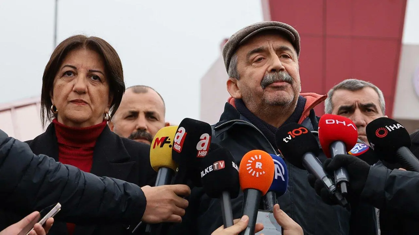 Heyeta Îmraliyê pistî hevdîtina li gel Ocalan daxuyanî da