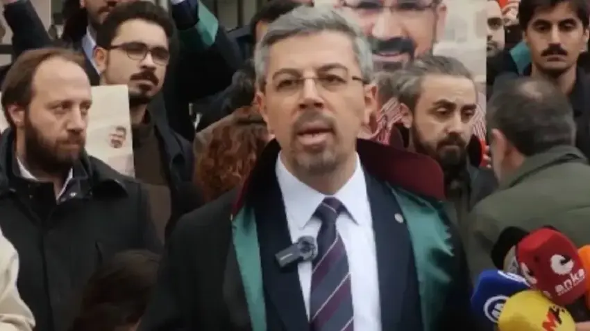 Serdozgeriya Îstenbolê Endamê rêvebiriya baroya Îstenbolê parêzer Firat Epözdemir xist binçav