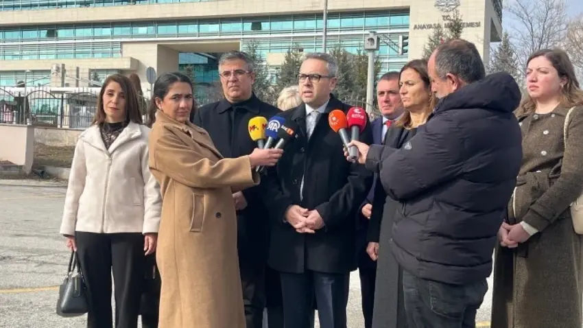 Biryara beraetê ya ji doza Tahîr Elçî sewqî Dadgeha Destûra Bingehîn hat kirin