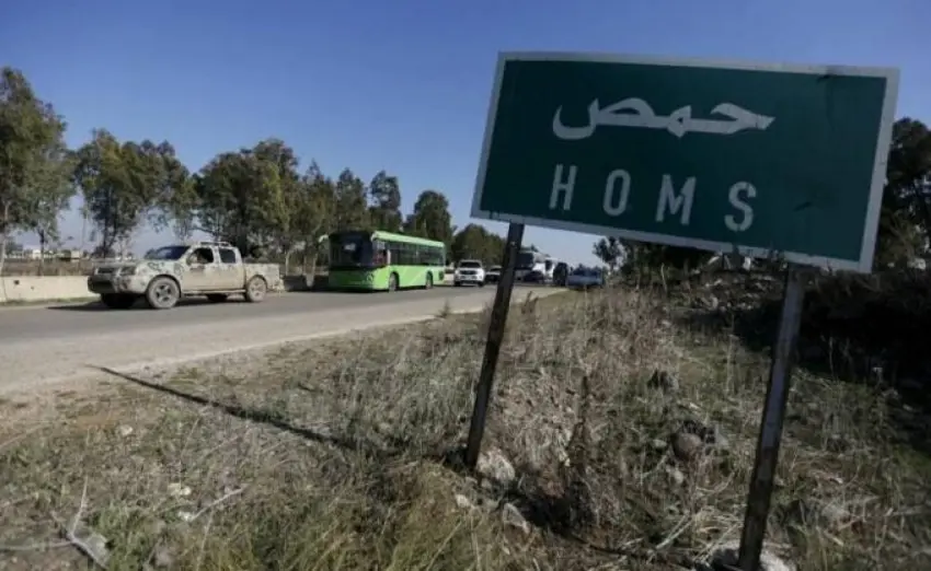 SOHR: Çekdarên girêdayî HTSê li Humsê 22 kes kustin